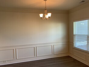 908 Pine Ln in Lawrenceville, GA - Building Photo - Building Photo