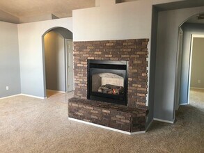 1400 Chelsey Cir in Mountain Home, ID - Building Photo - Building Photo