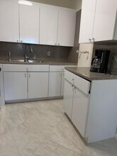 79 Dorchester E in West Palm Beach, FL - Building Photo - Building Photo