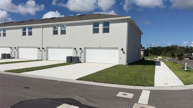 5601 Brosnan Rd in St. Cloud, FL - Building Photo - Building Photo