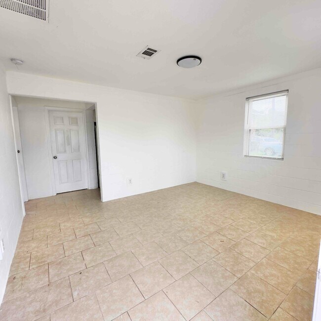 8724 Forshey St-Unit -1B in New Orleans, LA - Building Photo - Building Photo