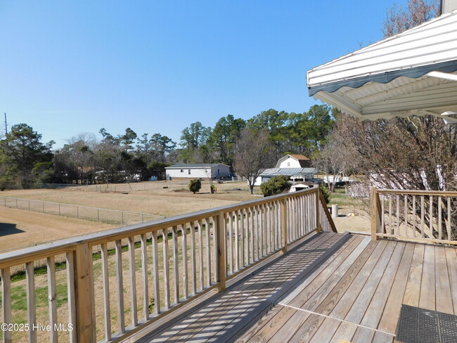 311 McDaniel Dr in Beaufort, NC - Building Photo - Building Photo