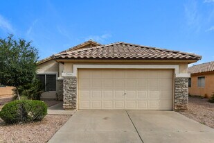 8706 E Capri Ave in Mesa, AZ - Building Photo