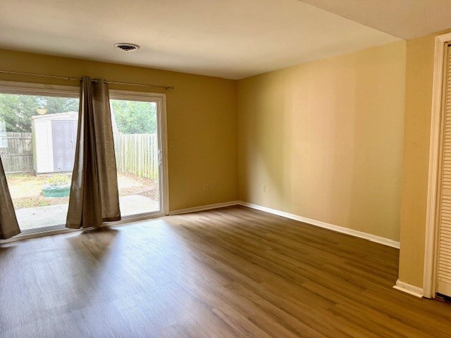 7217 Oak Ridge Pl in Chincoteague, VA - Building Photo - Building Photo