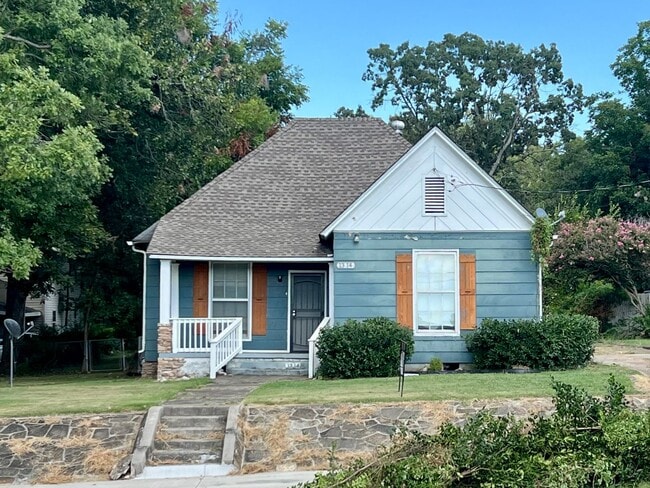 property at 1314 Flint St