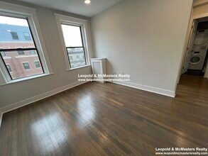 42 Peterborough St, Unit 24 in Boston, MA - Building Photo - Building Photo