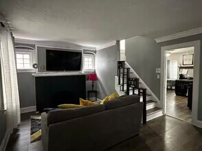 900 Vineshire Rd in Cleveland Heights, OH - Building Photo - Building Photo