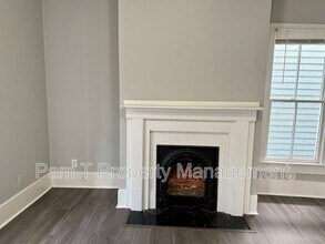 527 E 38th lower in Savannah, GA - Building Photo - Building Photo