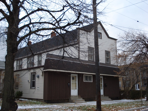 1541 Newman Ave in Lakewood, OH - Building Photo