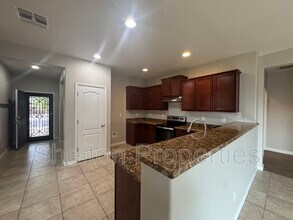 25179 W Maldonado Dr in Buckeye, AZ - Building Photo - Building Photo