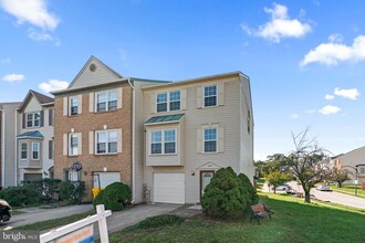 2124 Colonel Way in Odenton, MD - Building Photo - Building Photo