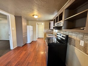 422 S Lincoln Ave, Unit PH32 in Odessa, TX - Building Photo - Building Photo