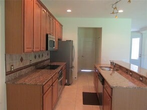 8244 Vía Vivaldi in Orlando, FL - Building Photo - Building Photo