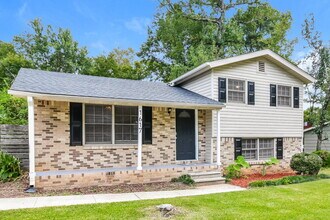 1617 Bobolink Ln NE in Center Point, AL - Building Photo - Building Photo