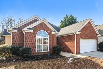 31 Village Park Dr in Newnan, GA - Building Photo - Building Photo