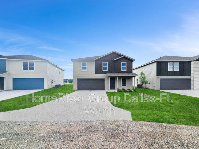 137 Bluebonnet Wy in Granbury, TX - Building Photo - Building Photo