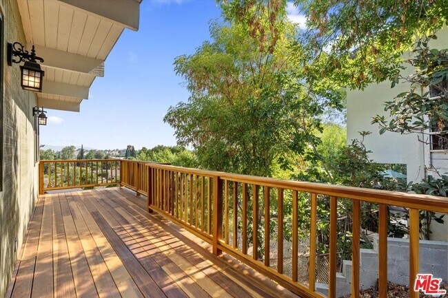 property at 4950 Marmol Dr
