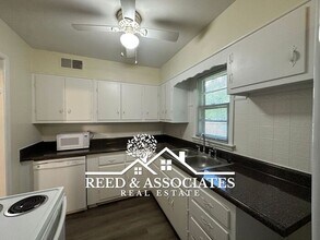 104 Wilson St in Collierville, TN - Building Photo - Building Photo