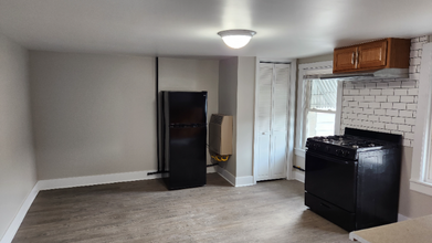 67 Jersey St-Unit -Unit 3 in Paterson, NJ - Foto de edificio - Building Photo