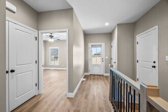 84 E Autumn Leaf Dr in Cape Girardeau, MO - Foto de edificio - Building Photo