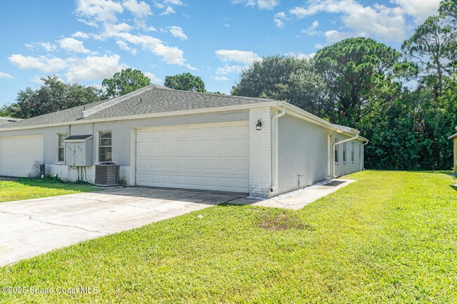 property at 317 Sun Dial Ct