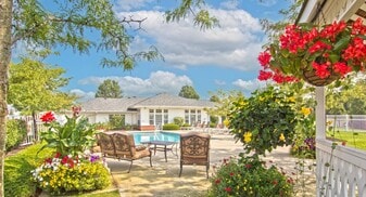 Albany Commons in Westerville, OH - Building Photo