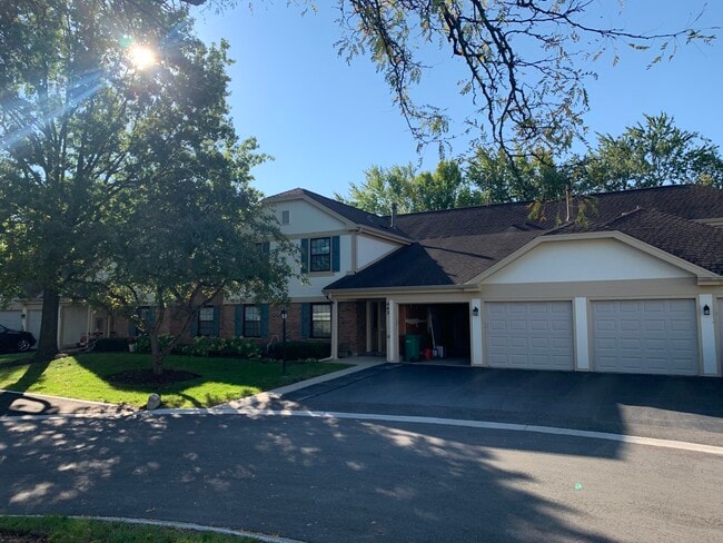 442 Thornhill Ln, Unit C2 in Wheeling, IL - Foto de edificio - Building Photo