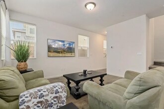 736 N Bliss Ln in Clovis, CA - Building Photo - Building Photo