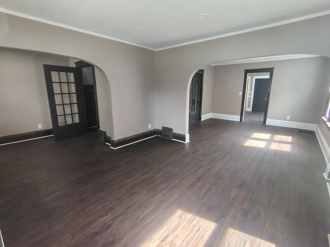 property at 1812 S 4th St