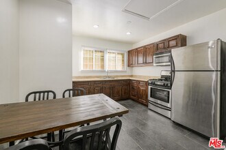 11680 Hatteras St in Los Angeles, CA - Building Photo - Building Photo