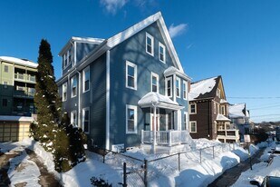 106 Paul Gore St in Boston, MA - Building Photo