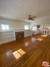 1549 S Wilton Pl in Los Angeles, CA - Building Photo - Building Photo