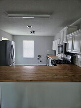 5313 Perry Ave in Galveston, TX - Building Photo - Building Photo