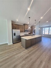 852 Woods Chapel Rd in Sugar Hill, GA - Building Photo - Building Photo