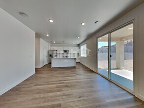 12627 W Adair Dr in Glendale, AZ - Foto de edificio - Building Photo