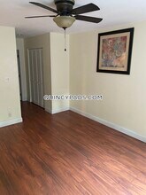 35 Des Moines Rd-Unit -209 in Quincy, MA - Building Photo - Building Photo