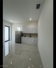 2807 Leeland Heights Blvd in Lehigh Acres, FL - Building Photo - Building Photo