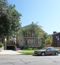 728 E Palm Ave in Burbank, CA - Building Photo - Building Photo