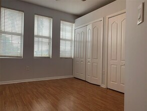 256 Riverwalk Cir in Sunrise, FL - Building Photo - Building Photo