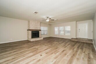 3438 Maitland in San Antonio, TX - Building Photo - Building Photo