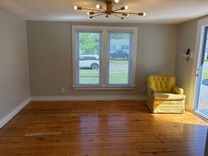 503 W Collier Ave, Unit 649 in Florence, AL - Foto de edificio - Building Photo