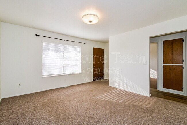 45 E 400 N in Farmington, UT - Building Photo - Building Photo