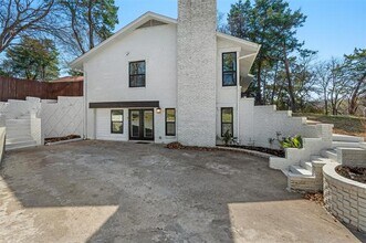 1408 S Corinth St Rd in Dallas, TX - Building Photo - Building Photo