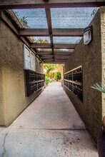 8500 E Indian School Rd in Scottsdale, AZ - Foto de edificio - Building Photo