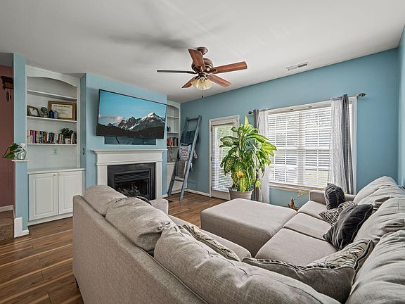 2105 Metacomet Way in Raleigh, NC - Building Photo - Building Photo