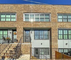 583 King Arnold St in Hapeville, GA - Building Photo