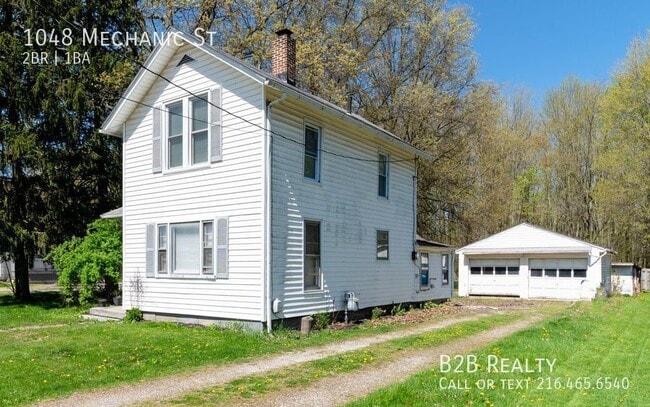 1048 Mechanic St in Grafton, OH - Building Photo - Building Photo
