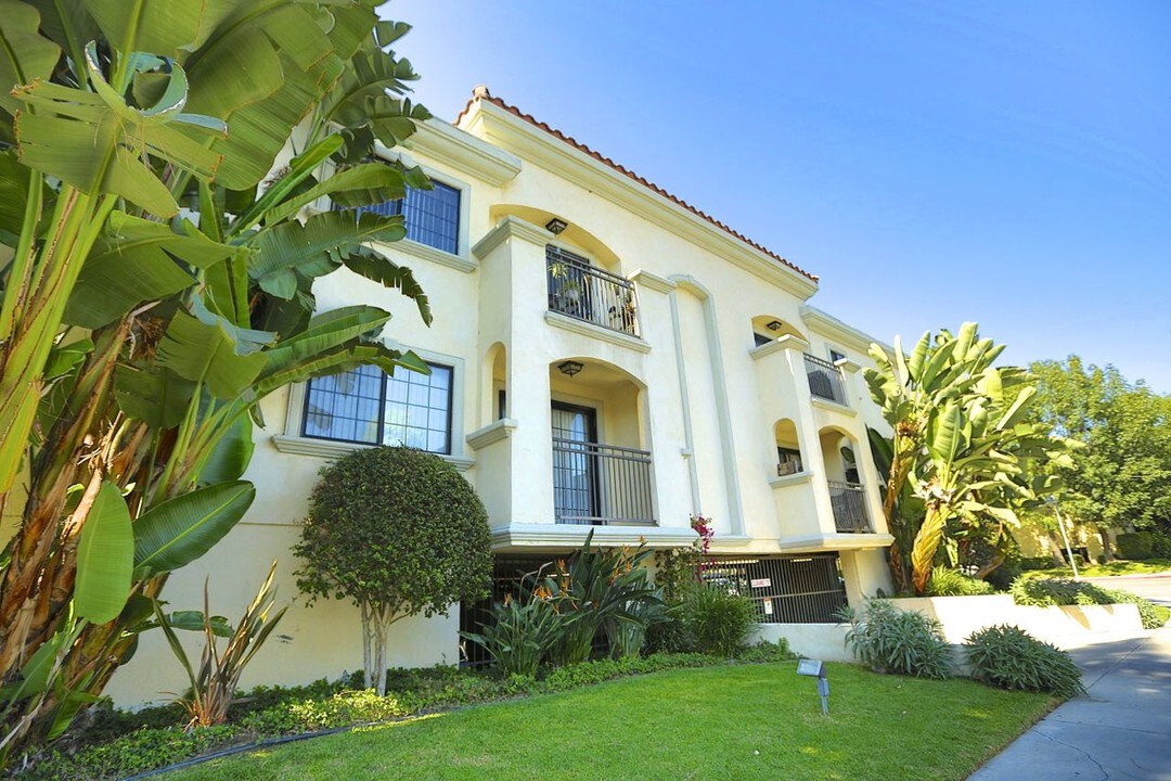 Las Casitas in Sherman Oaks, CA - Foto de edificio