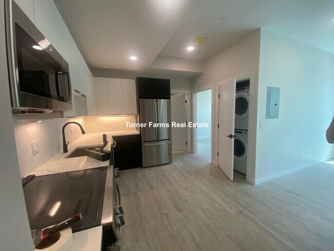 20 Mount Pleasant St, Unit 24-207 in Somerville, MA - Building Photo - Building Photo