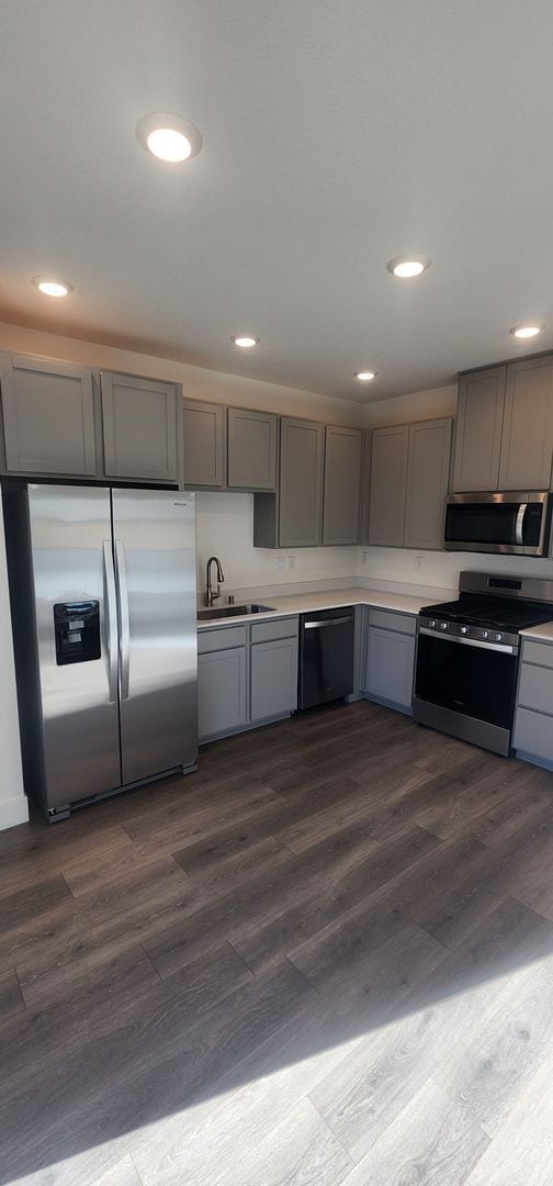 property at 1953 Muscovite Dr